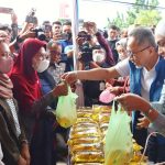 Zulkifli Hasan Memastikan Harga dan Ketersediaan Minyak Goreng