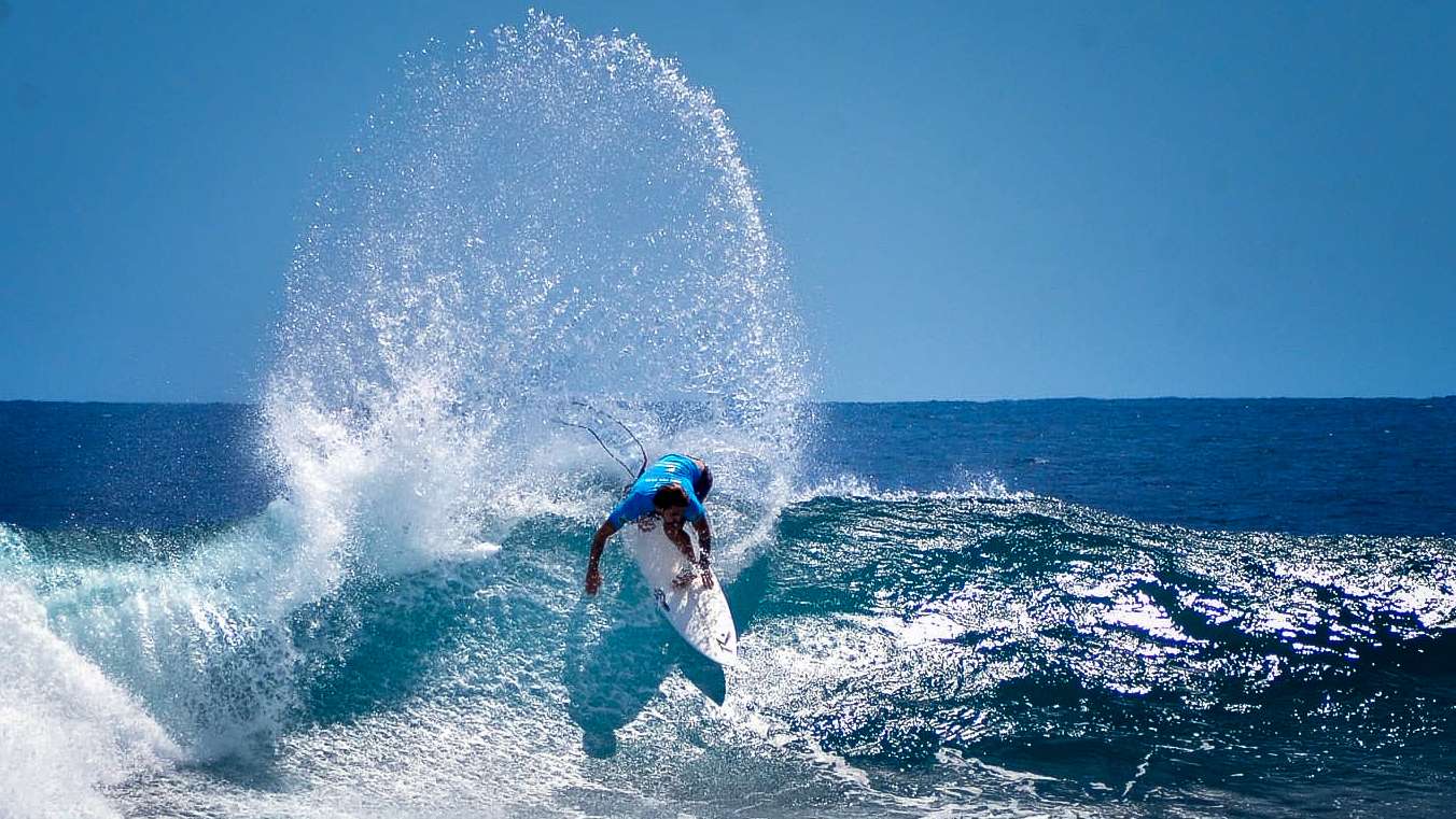 Krui Pro Liga Selancar Dunia 2023 di Lampung