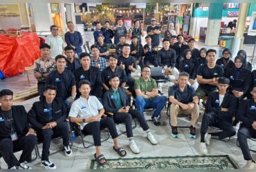 Bisik Cerita Krakatau Lewat Foto Udara